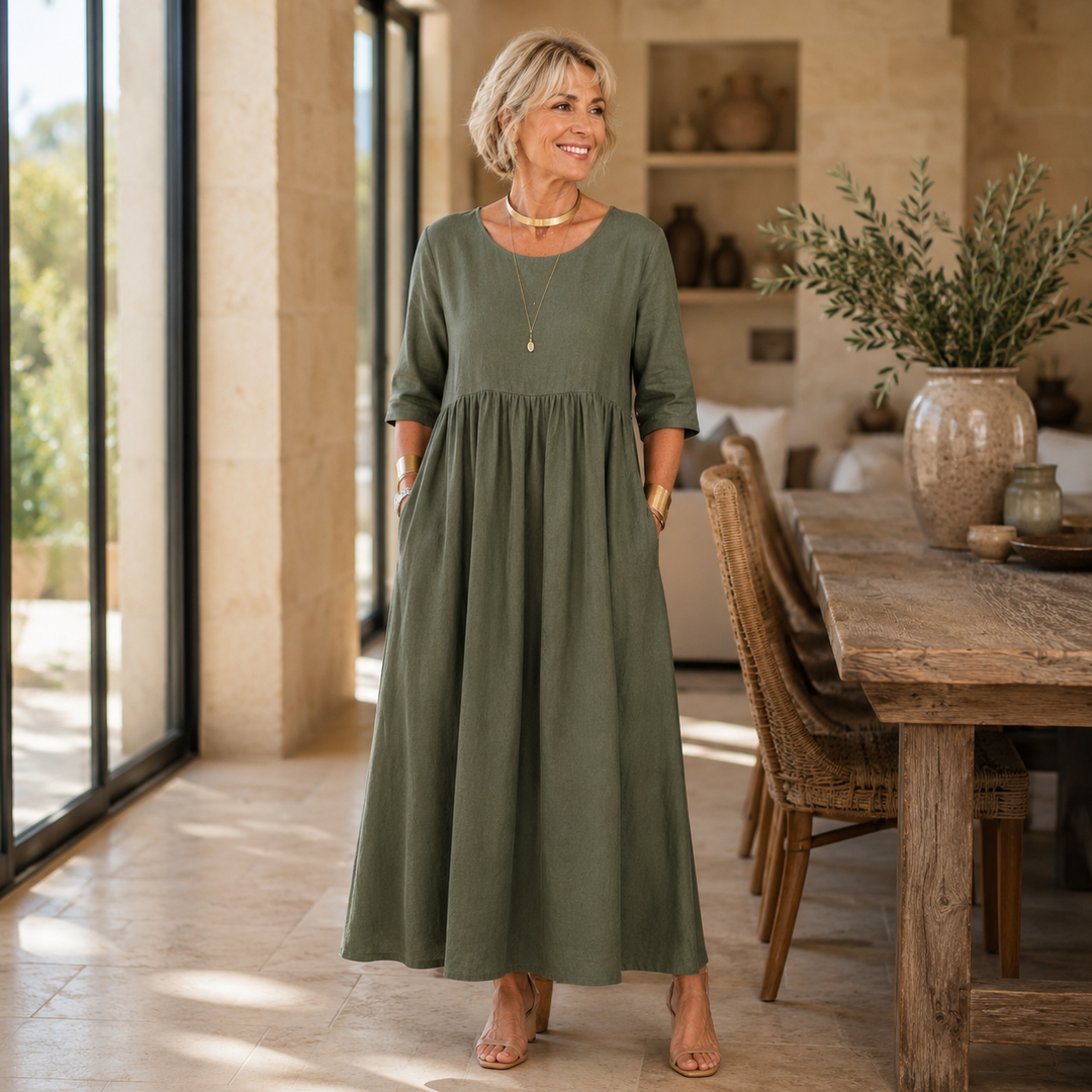 Sofia | Flattering Dress