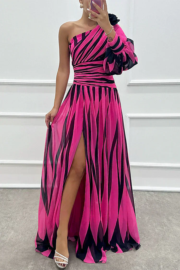 Vita | Elegant Striped Maxi Dress with One Shoulder