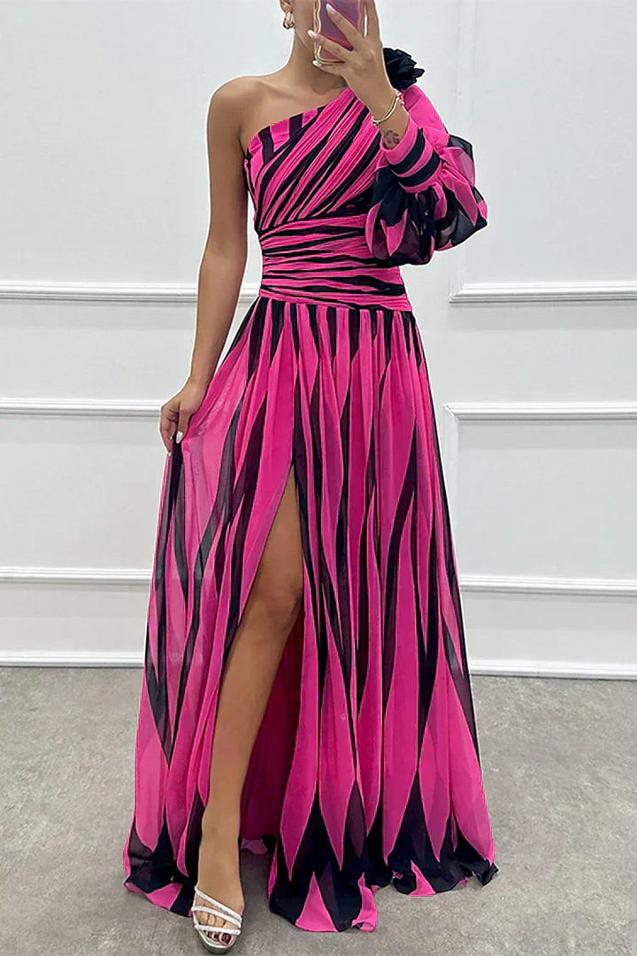 Vita | Elegant Striped Maxi Dress with One Shoulder