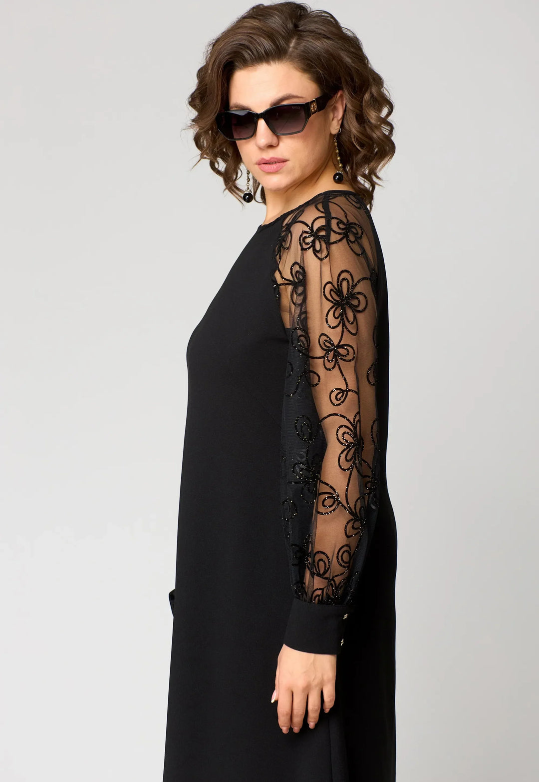 Ericka | Elegant Lace-Sleeve Dress